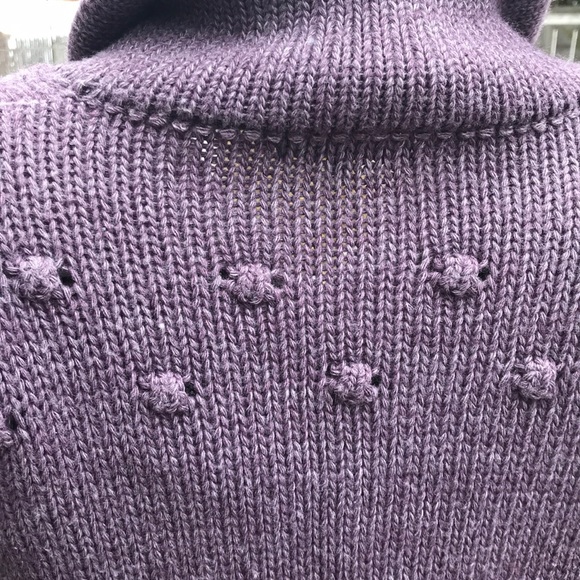 😍Gorgeous cable knit Pom-Pom sweater - Picture 4 of 7